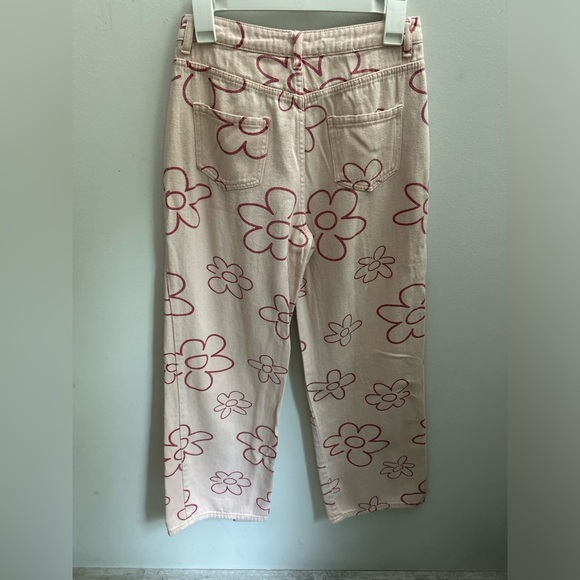 Floral Print Jeans! - Picture 5 of 6